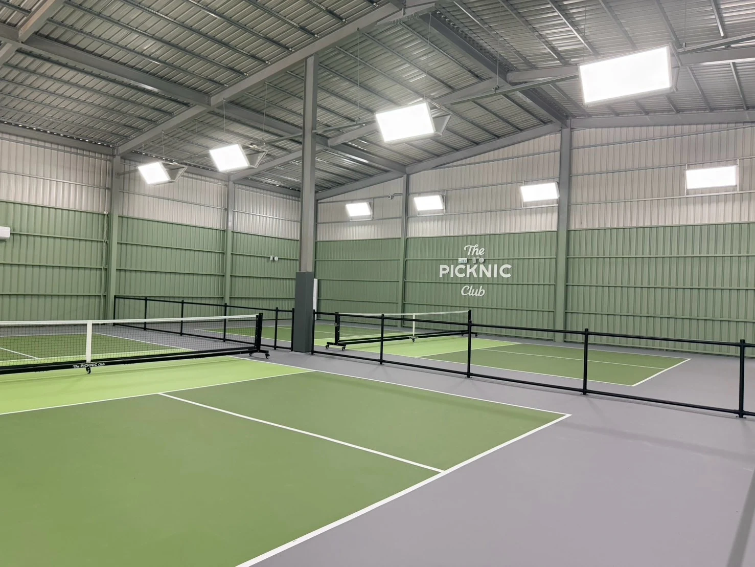 The Picknic Club 室內匹克球場實景